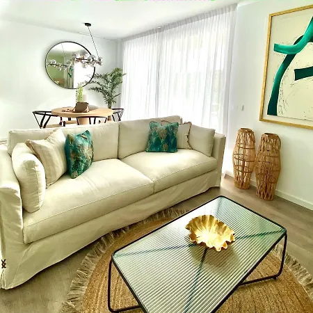 Penthouse With 132m2 Terrace Estepona