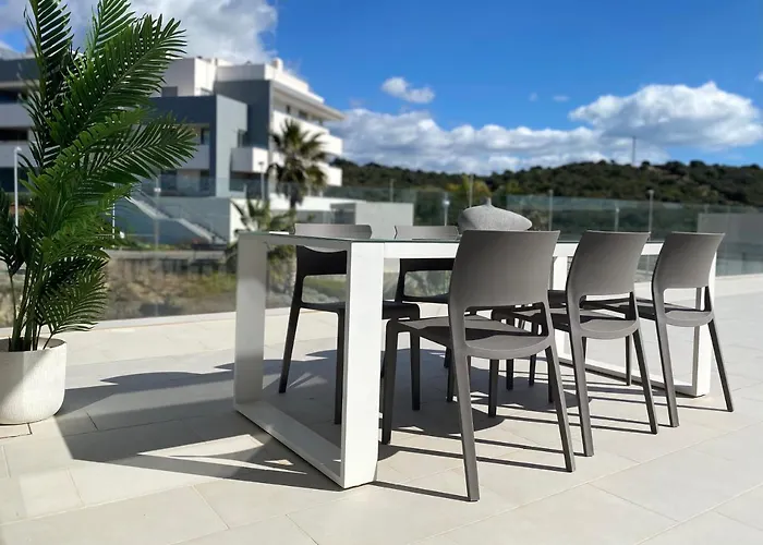 Penthouse With 132m2 Terrace Апартаменты Эстепона